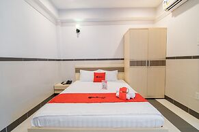 RedDoorz Plus near Lotte Mart D7