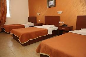 Rumman Hotel