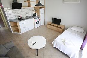 Akay Garden Family Club