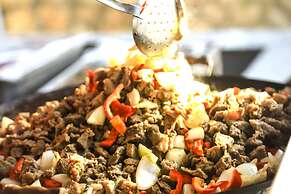 Akay Garden Family Club