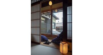 THE MACHIYA Kamiumeya