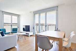 Olala Port Forum Apartments