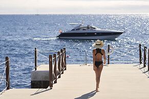 Les Suites at The Cliff Bay