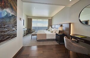 Les Suites at The Cliff Bay