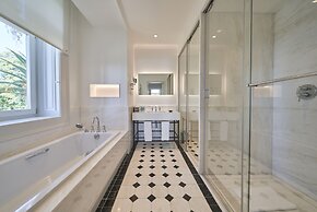 Les Suites at The Cliff Bay