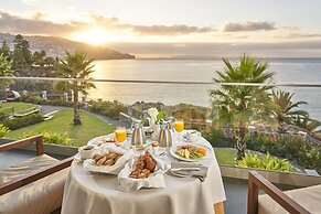 Les Suites at The Cliff Bay
