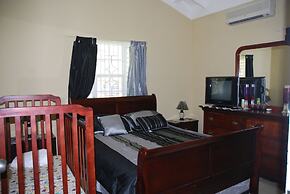 St Mary Mins Away From Ocho Rios 2 bed Ocean View Villa