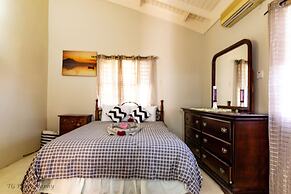 St Mary Mins Away From Ocho Rios 2 bed Ocean View Villa