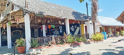 Paniman Bay lodge