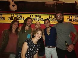 La Casa de Adry - Hostal - Hostel