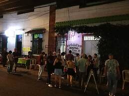 La Casa de Adry - Hostal - Hostel