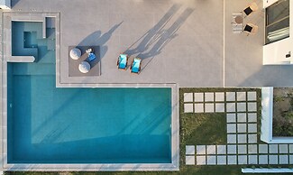 Drallos Luxury Villa