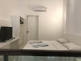 Laguna Beach Flat by AFT