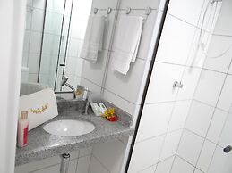 Laguna Beach Flat by AFT