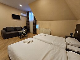 Hotel Boutique IVERIA