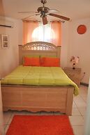 Ocho Rios Sandcastles Ocean View Fantastic Location Sleeps 4