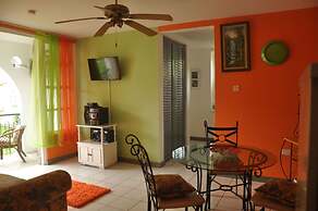 Ocho Rios Sandcastles Ocean View Fantastic Location Sleeps 4