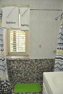 Ocho Rios Sandcastles Ocean View Fantastic Location Sleeps 4