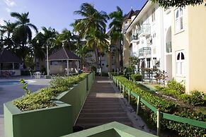 Ocho Rios Sandcastles Ocean View Fantastic Location Sleeps 4