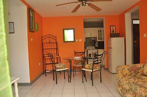 Ocho Rios Sandcastles Ocean View Fantastic Location Sleeps 4