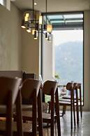 Howard Lake Resort Shihmen Dam