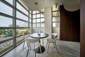 Howard Lake Resort Shihmen Dam