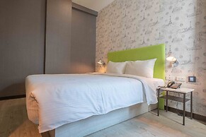 CHECK inn Taichung Ziyou