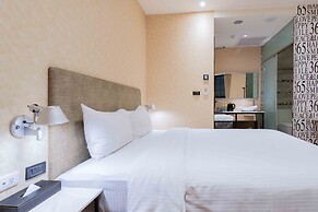 CHECK inn Taichung Ziyou