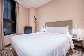 CHECK inn Taichung Ziyou