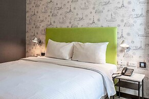 CHECK inn Taichung Ziyou