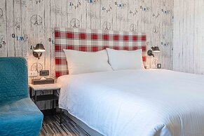 CHECK inn Taichung Ziyou