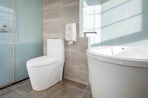 CHECK inn Taichung Ziyou