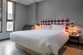 CHECK inn Taichung Ziyou