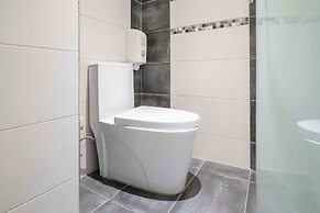 CHECK inn Taichung Ziyou