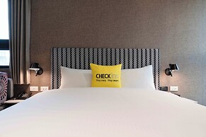 CHECK inn Taichung Ziyou