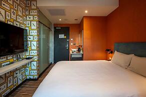 CHECK inn Taichung Ziyou