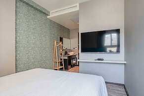 CHECK inn Taichung Ziyou