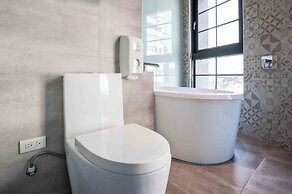 CHECK inn Taichung Ziyou