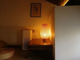 Fly By Knight Courtyard Hotel