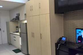 Twin Oaks Place Units