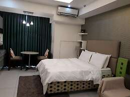 Twin Oaks Place Units