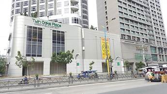 Twin Oaks Place Units