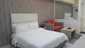 Twin Oaks Place Units