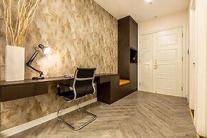 Oasis Vinhome Golden River Apt