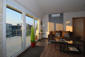 Arpad Bridge Apartments