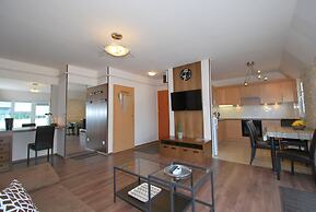 Arpad Bridge Apartments
