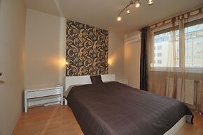 Arpad Bridge Apartments