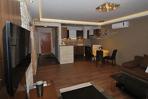 Arpad Bridge Apartments