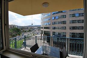 Arpad Bridge Apartments