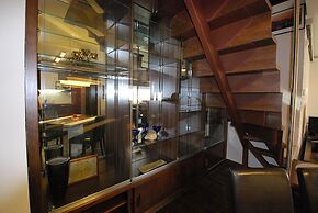 Arpad Bridge Apartments